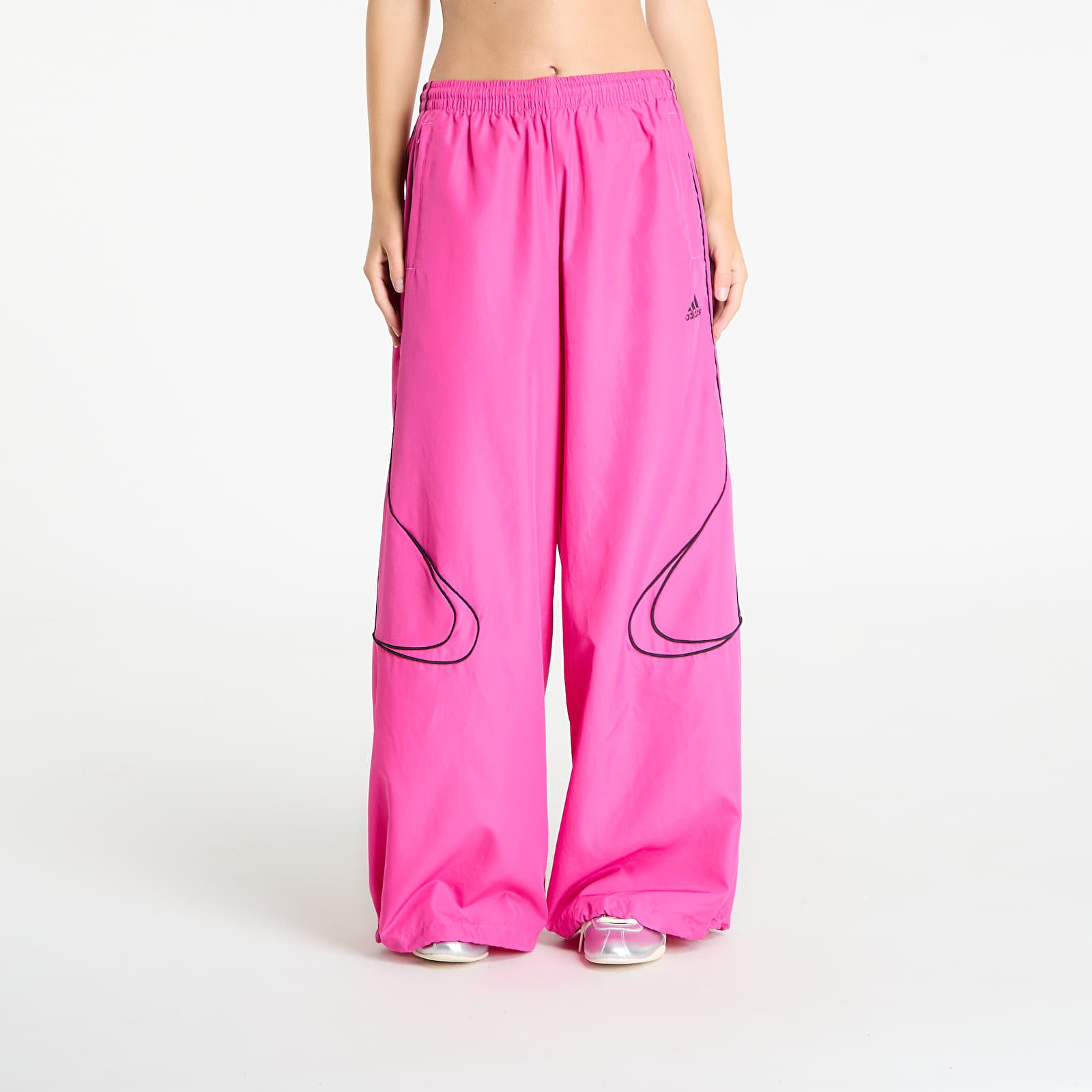 Püksid adidas Teamgeist Adicolor Oversized Woven Track Pant Semi Lucid Fuchsia