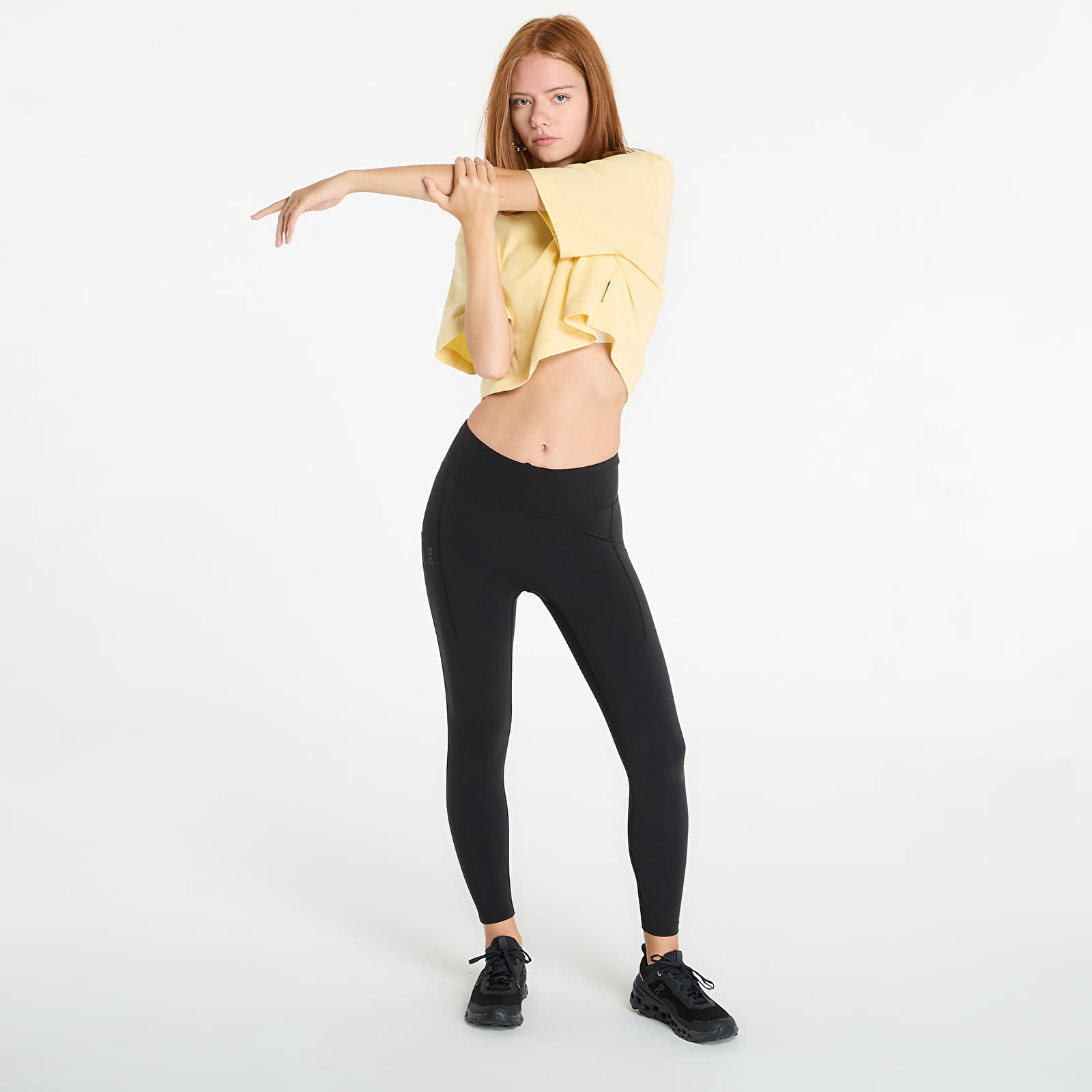 Дамски тениски On Club Boxy Tee Yellow