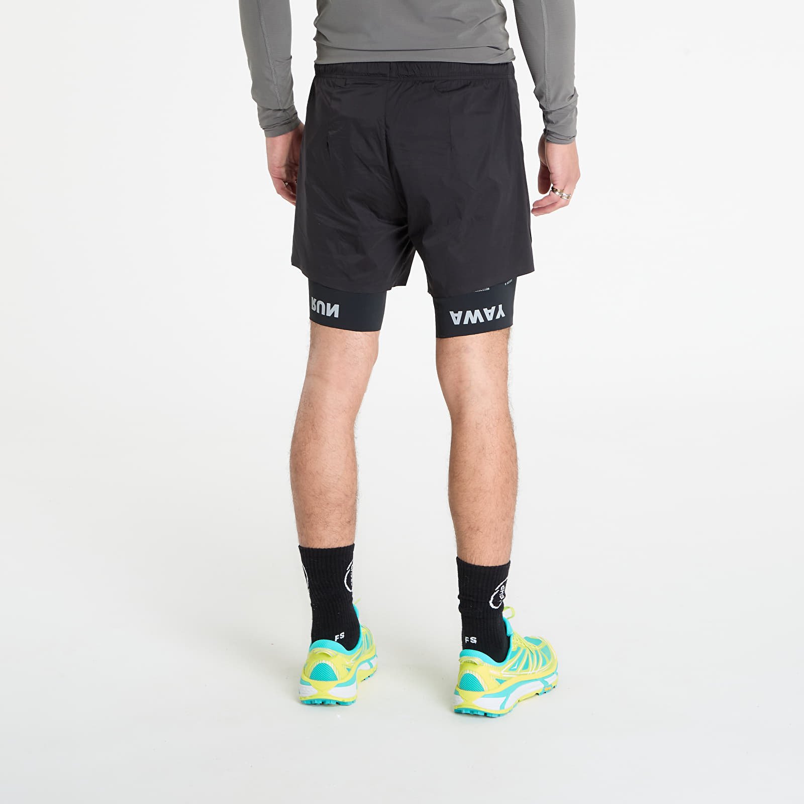 Kratke hlače Satisfy TechSilk 8" Shorts UNISEX Black