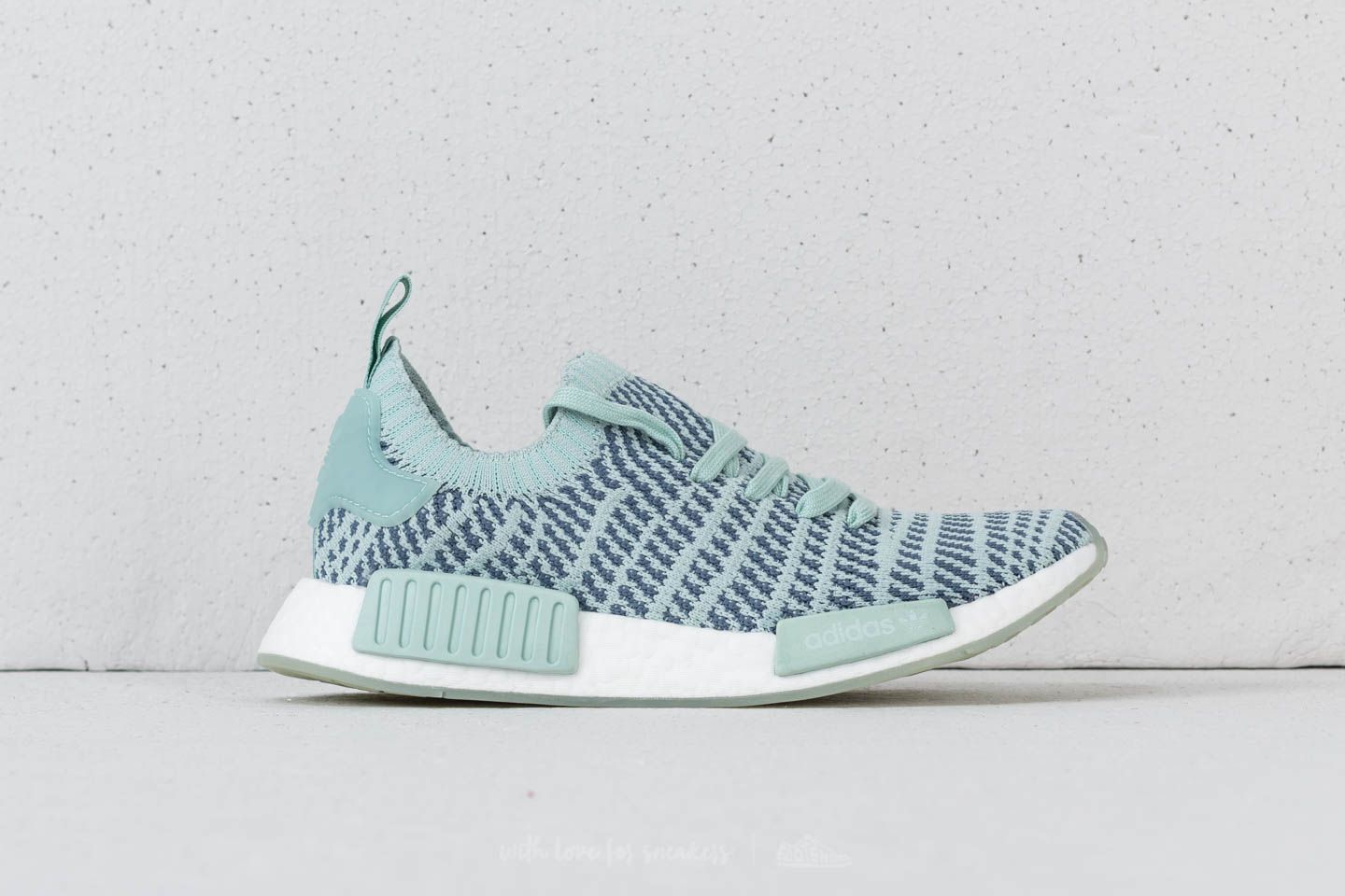 Adidas nmd r1 stlt primeknit green hotsell