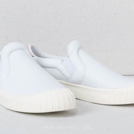Original everyn slip on sneakers in white discount