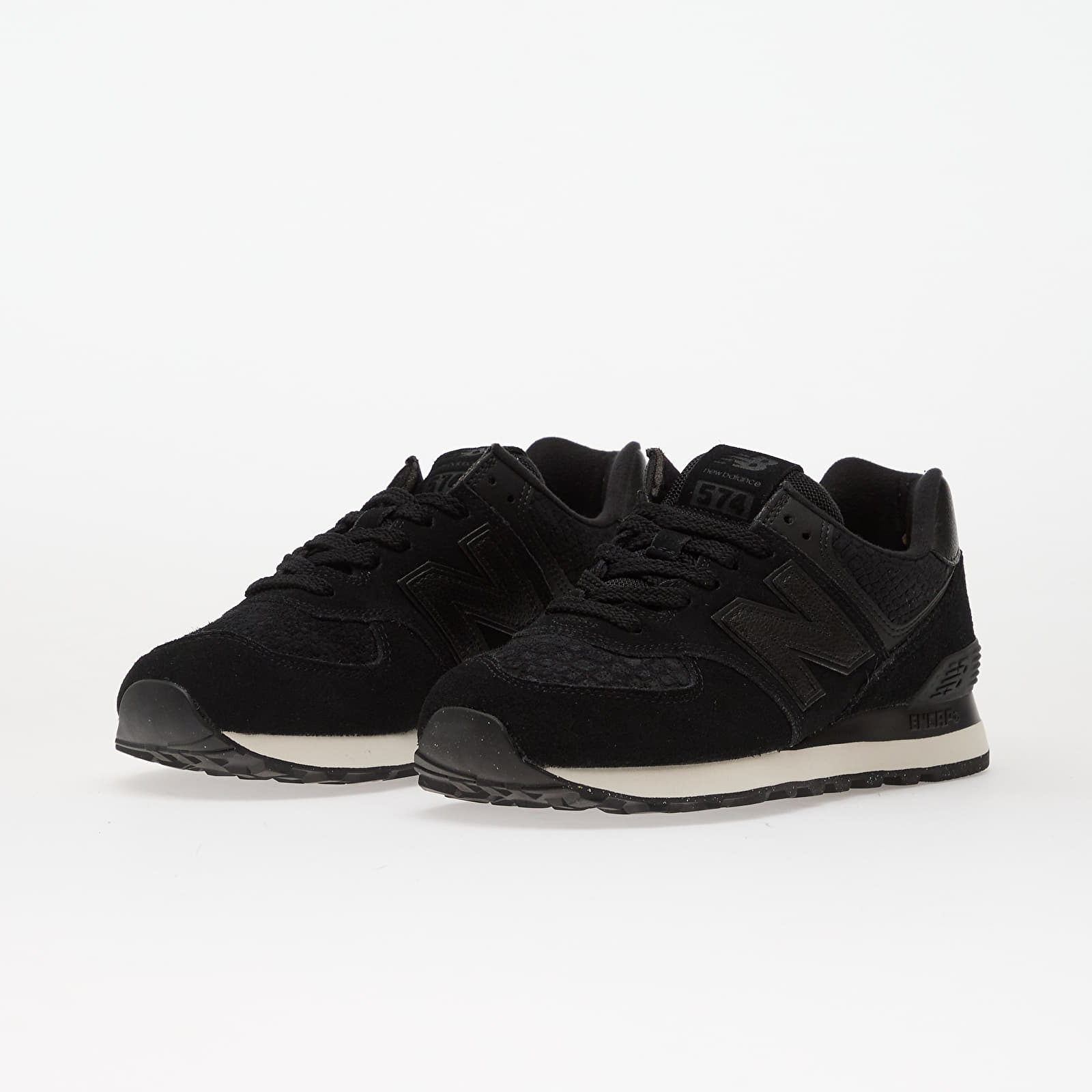 Ženski čevlji New Balance 574 Black