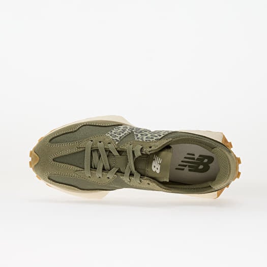 ライヒ New Balance 327 White Bright Lapis ₱7,500 Sizes available for