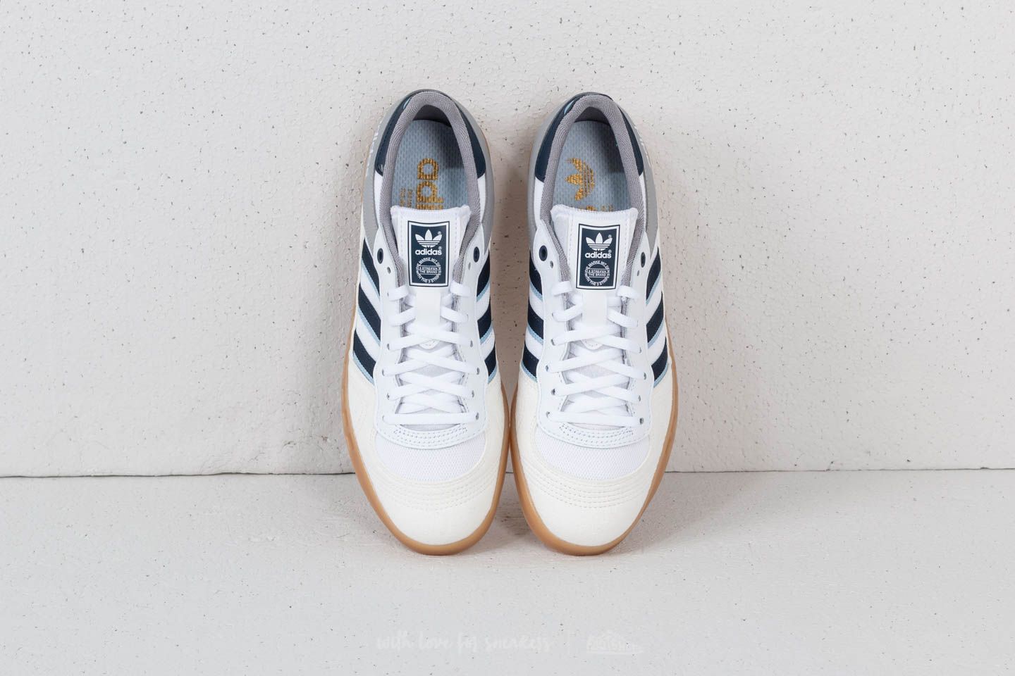 Vyriška avalynė adidas Liga Vintage White/ Collegiate Navy/ Clear Sky