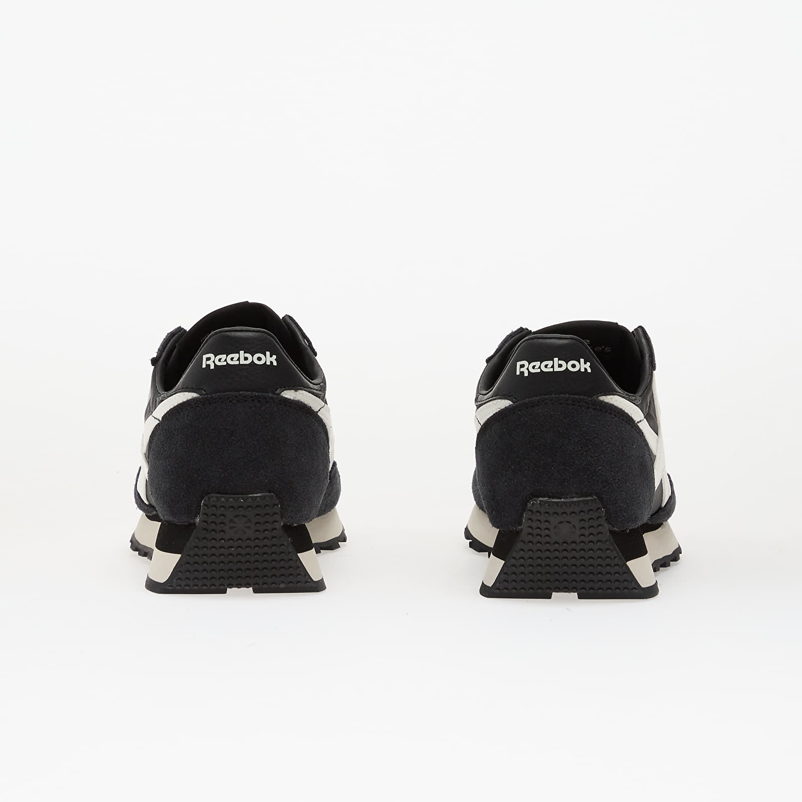 Scarpe uomo Reebok Aztec Ii Black/ Washed Black/ Chalk