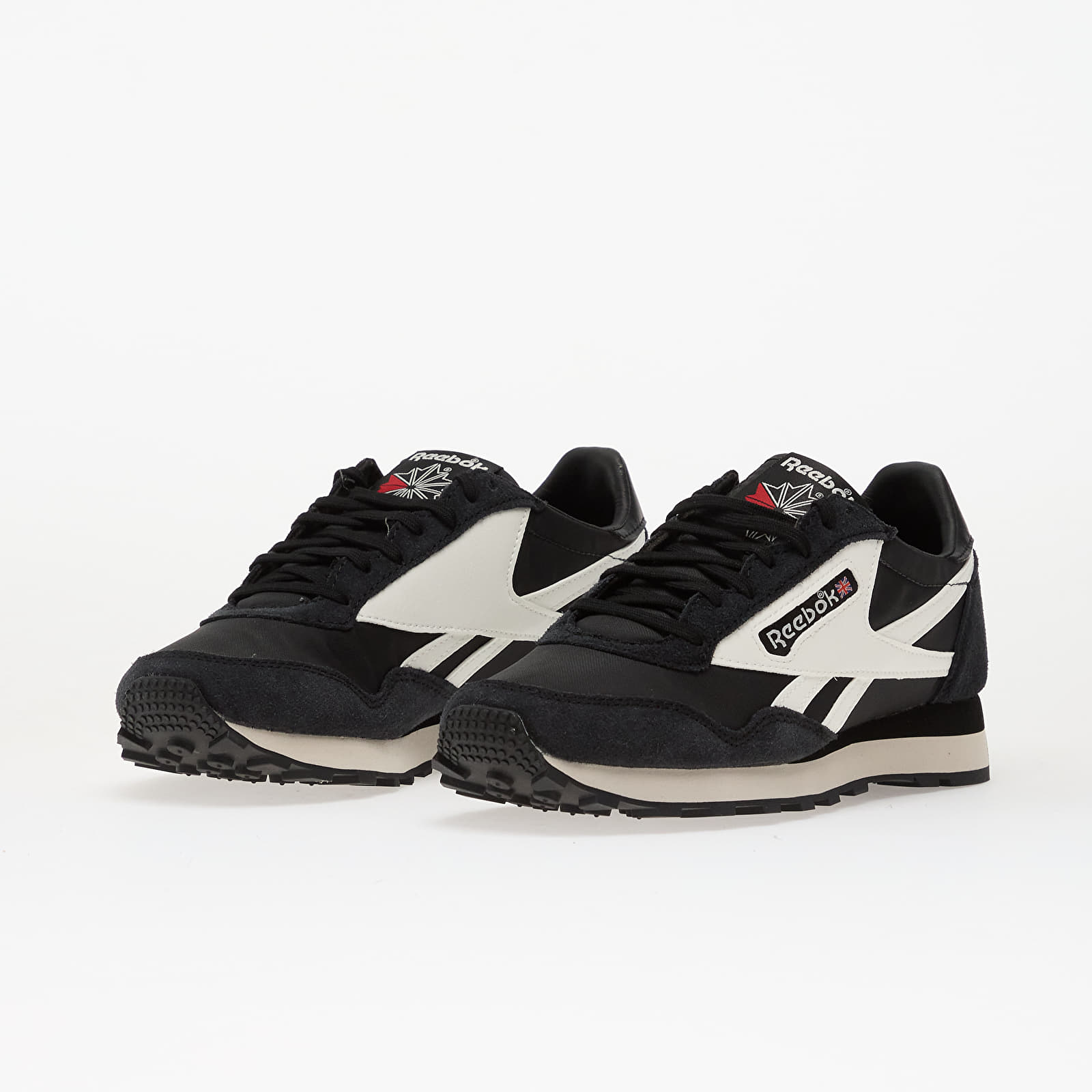 Scarpe uomo Reebok Aztec Ii Black/ Washed Black/ Chalk