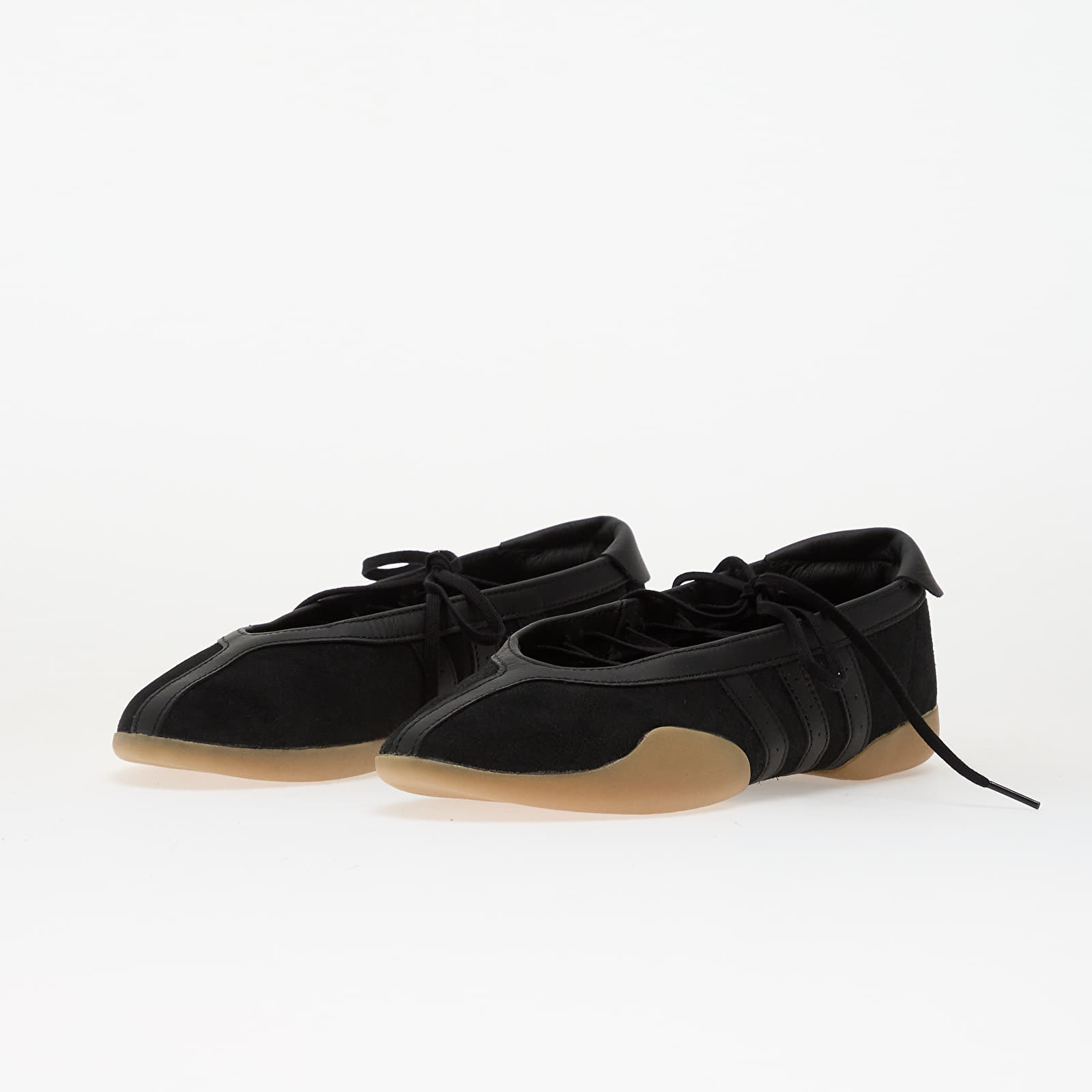 Ženski čevlji adidas Taekwondo Mei Ballet W Core Black/ Ftw White/ Gum