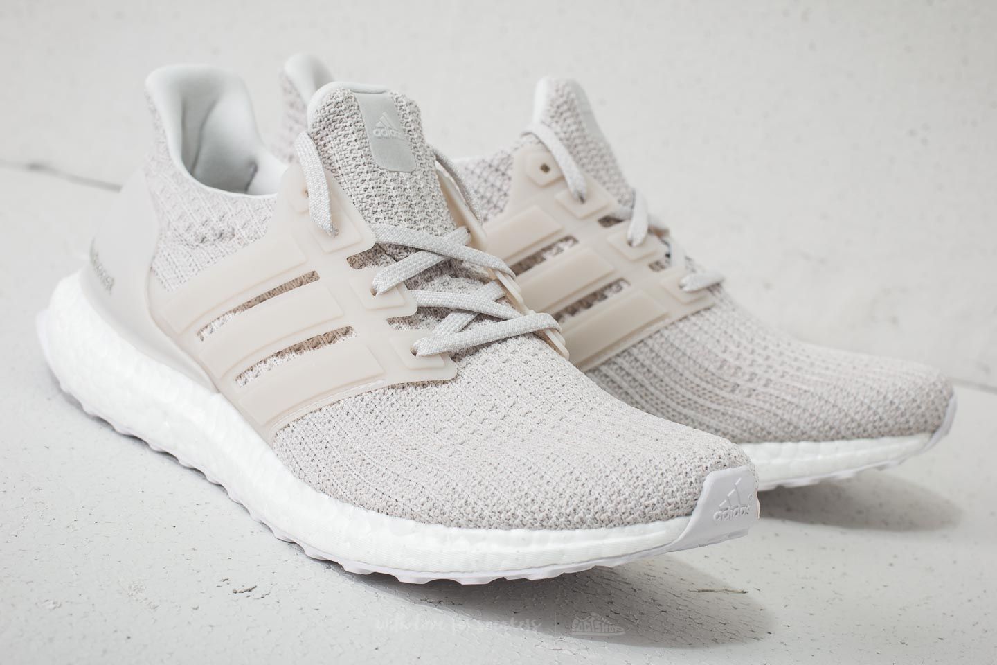Chalk pearl top ultra boost