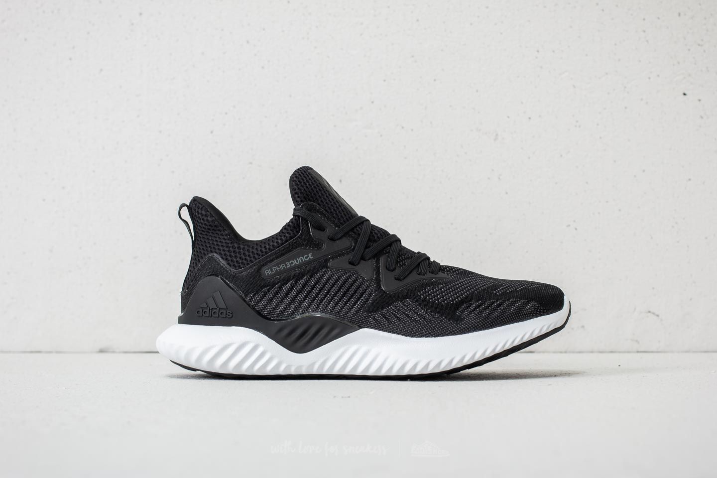 Adidas outlet nere alphabounce