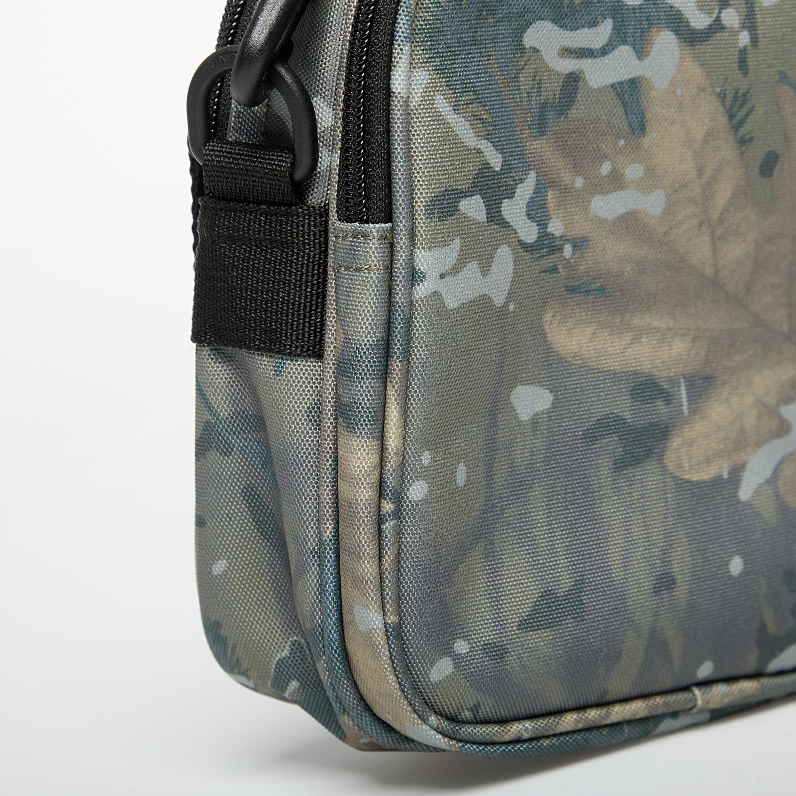 Crossbody kotid Carhartt WIP Essentials Bag Small Camo Combi/ Green