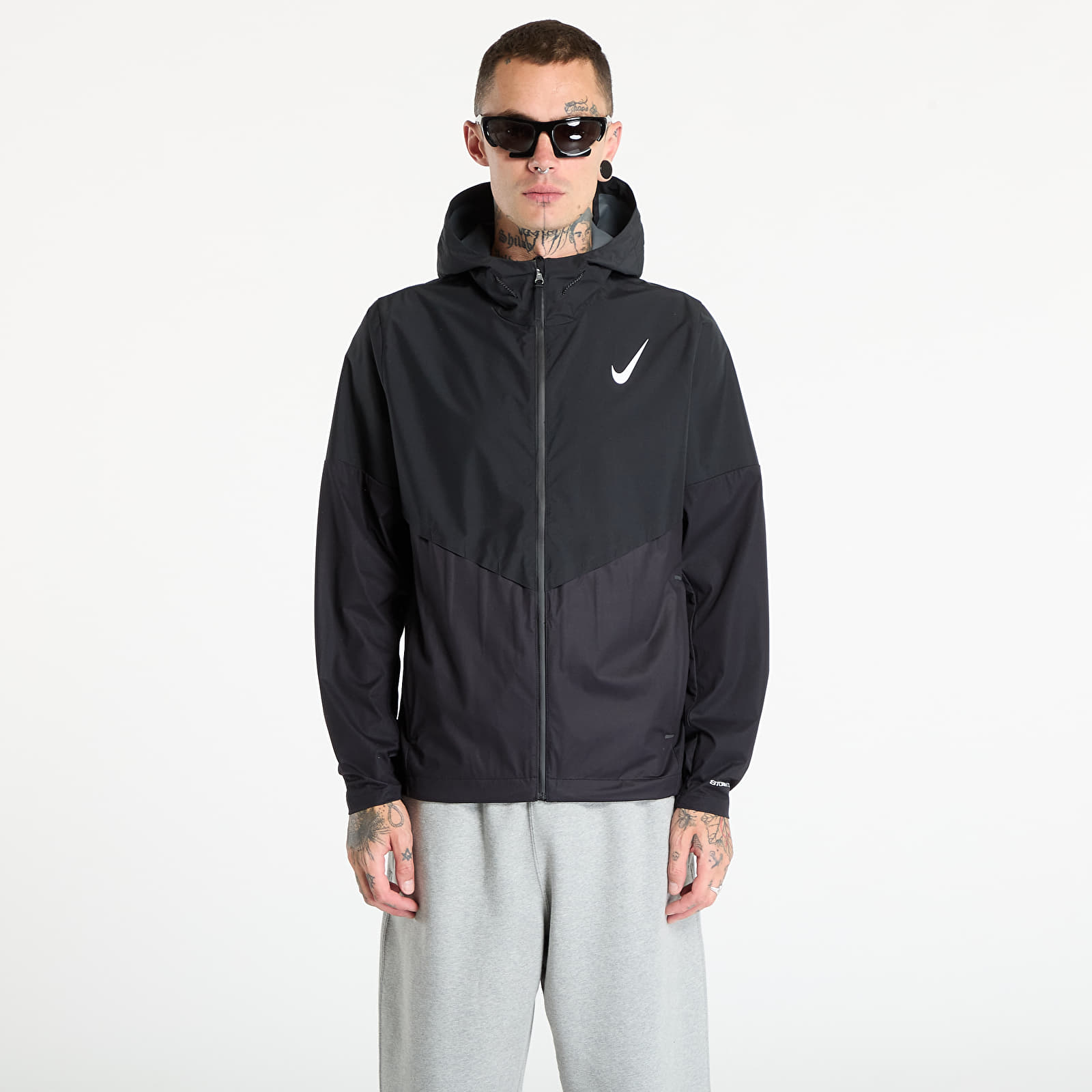 Jakne Nike AeroSwift Men's Storm-FIT Aerogami Running Jacket Black/ Summit White