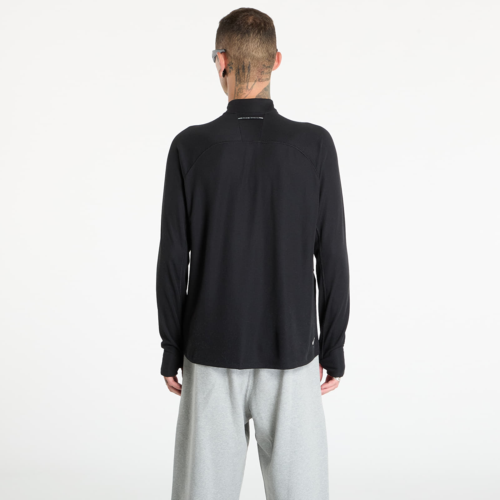 T-särgid Nike Trail Men's Dri-FIT 1/2-Zip Mid Layer Top Black/ Summit White