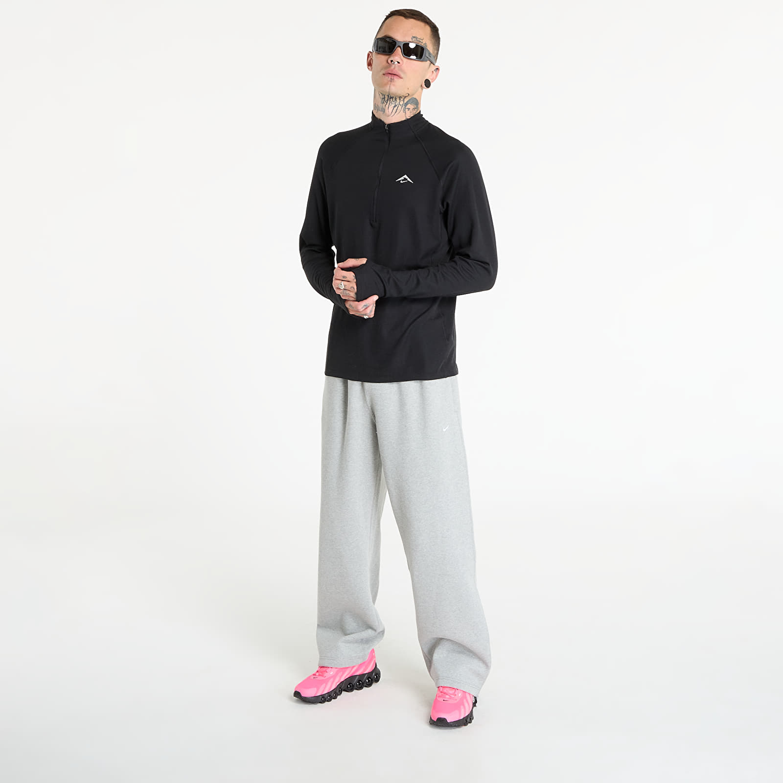 T-särgid Nike Trail Men's Dri-FIT 1/2-Zip Mid Layer Top Black/ Summit White