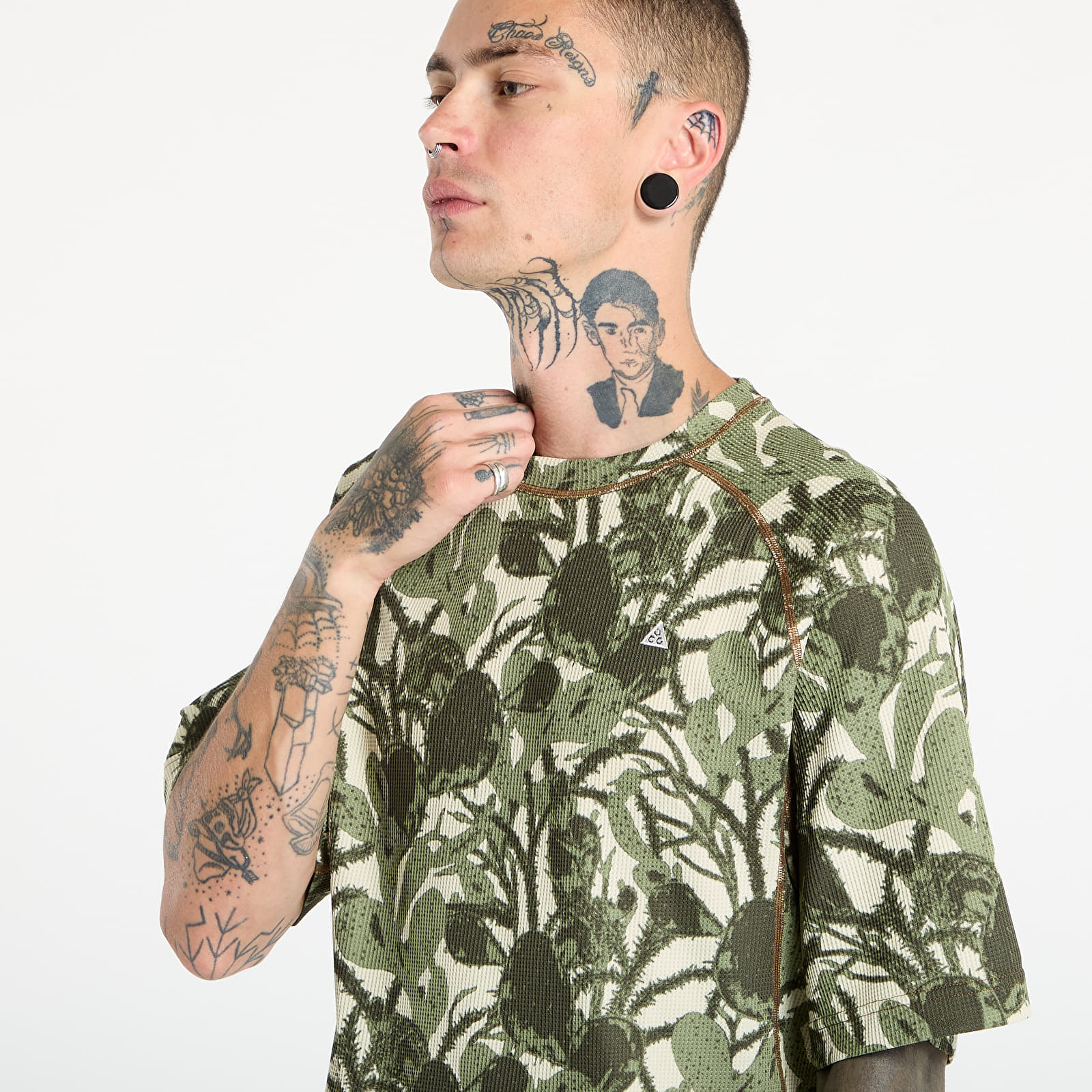 Magliette Nike ACG "Chinati" Men's Dri-FIT ADV Short-Sleeve Top Lt Khaki/ Cargo Khaki/ Summit White