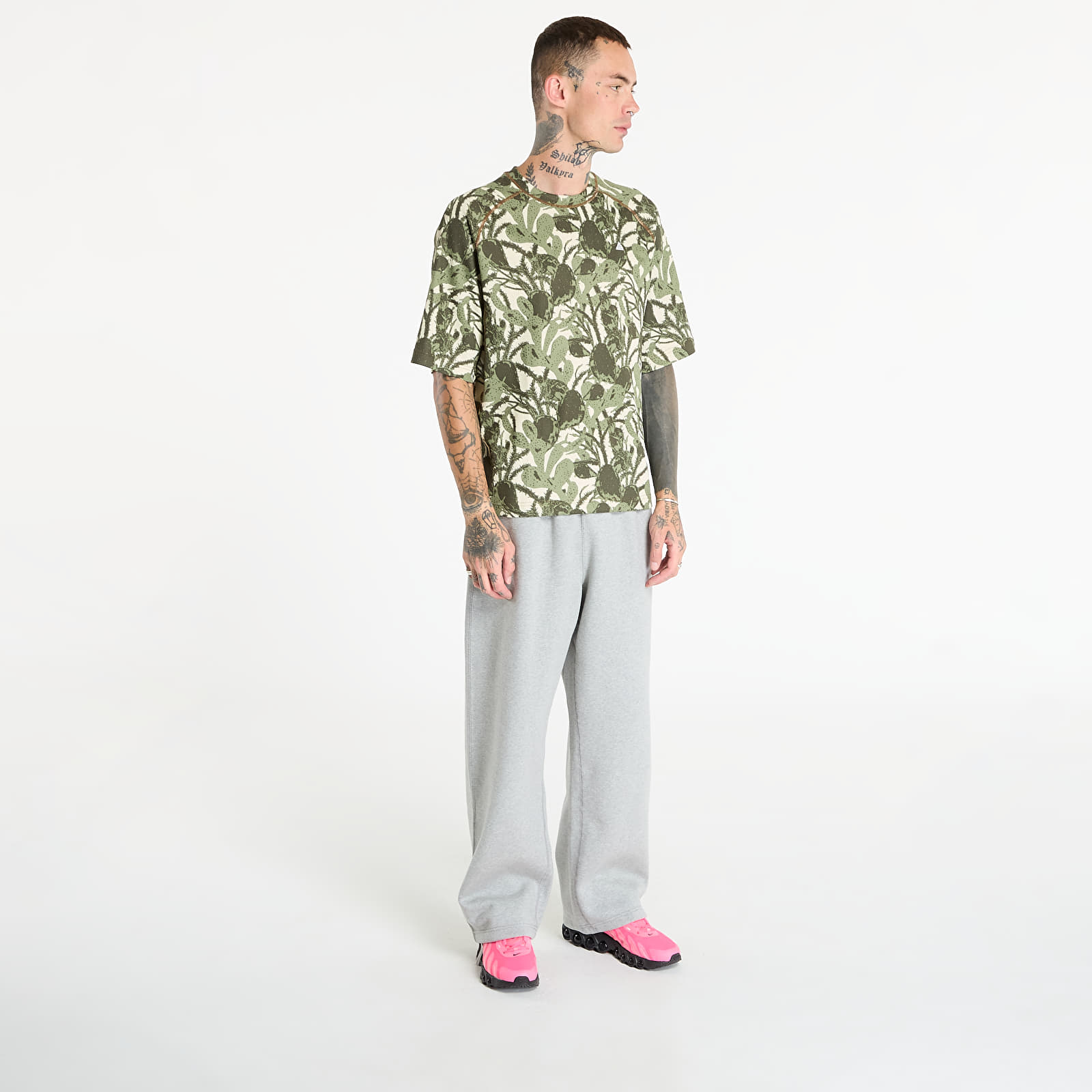Magliette Nike ACG "Chinati" Men's Dri-FIT ADV Short-Sleeve Top Lt Khaki/ Cargo Khaki/ Summit White