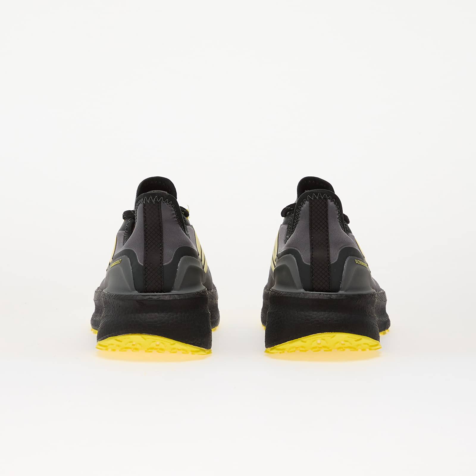 Moški čevlji adidas UltraBOOST 5 Gtx Carbon/ Core Black/ Grey Four