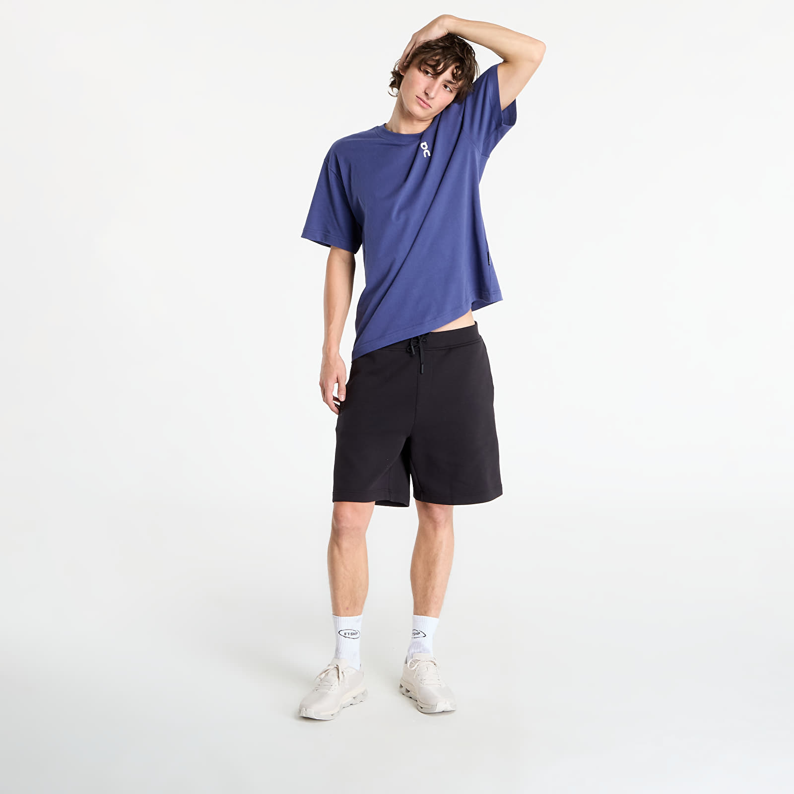 Rövidnadrágok On Focus Tech Shorts Black