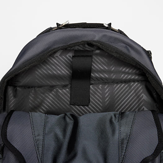 Oakley Kitchen Sink Graphite | Footshop