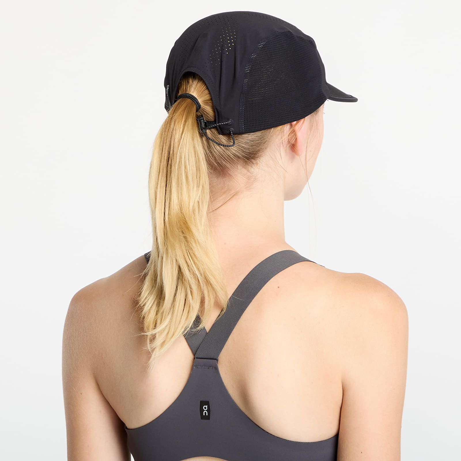 Caps On Ultra Cap Black