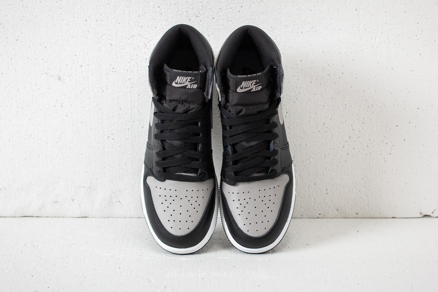 Zapatillas y zapatos para ninos Air Jordan 1 Retro High OG BG Black Medium Grey White Footshop