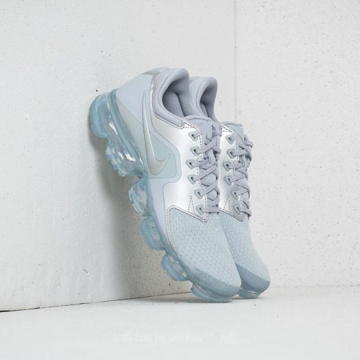 Grey vapormax womens clearance