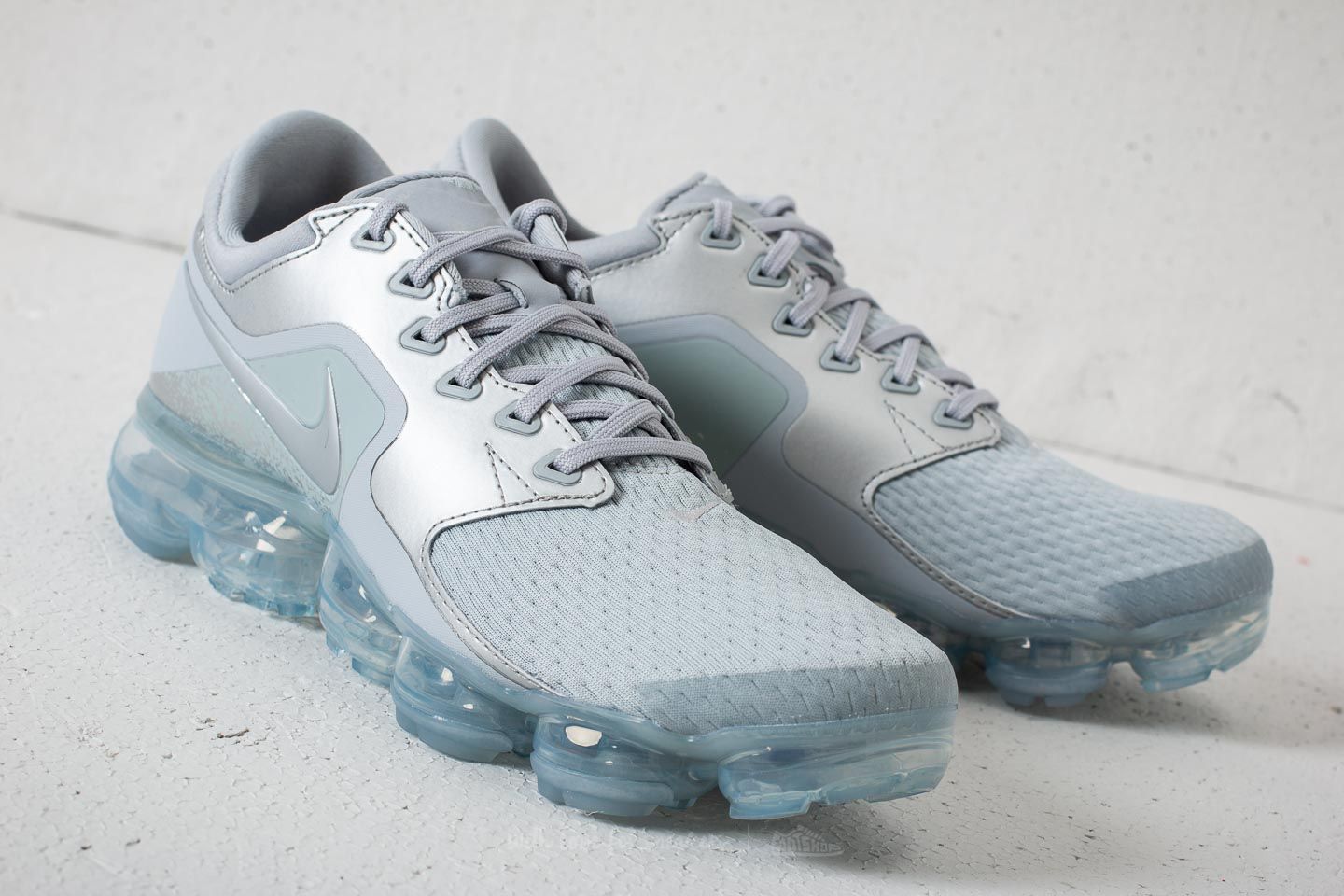 Grey silver vapormax 2025