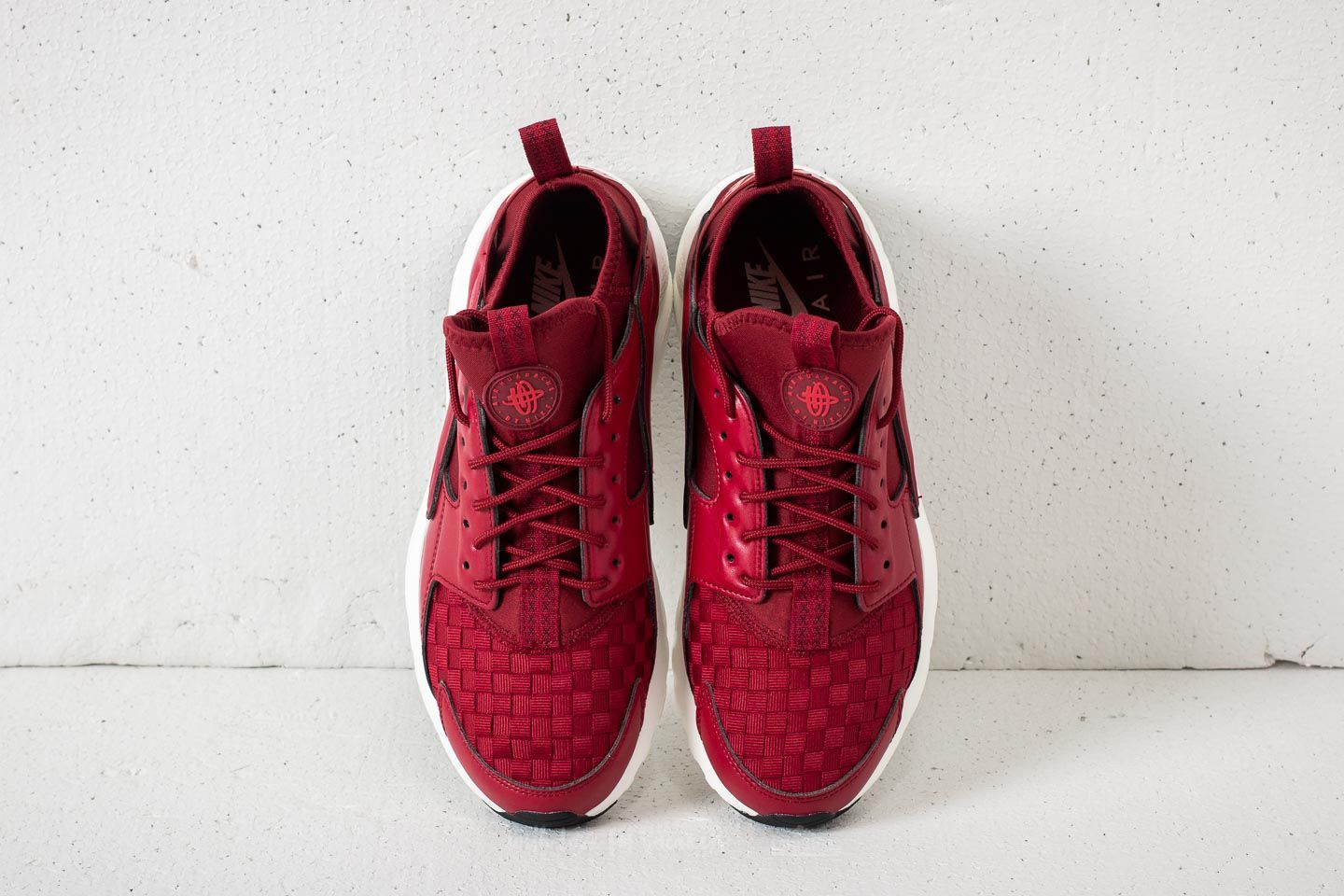 Men s shoes Nike Air Huarache Run Ultra SE Team Red Gym Read Sail