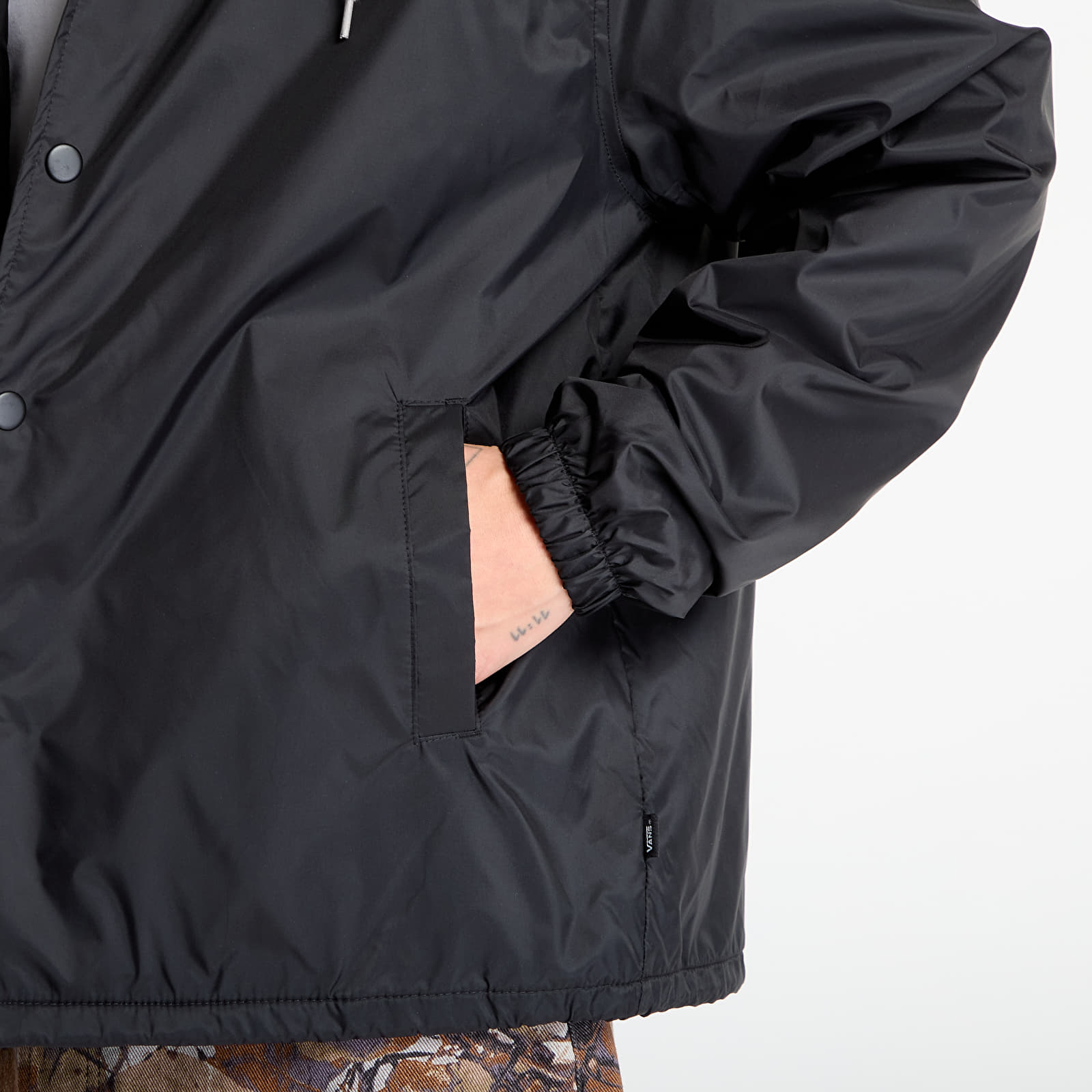 Jackets Vans Riley Hooded Coaches Jacket Black