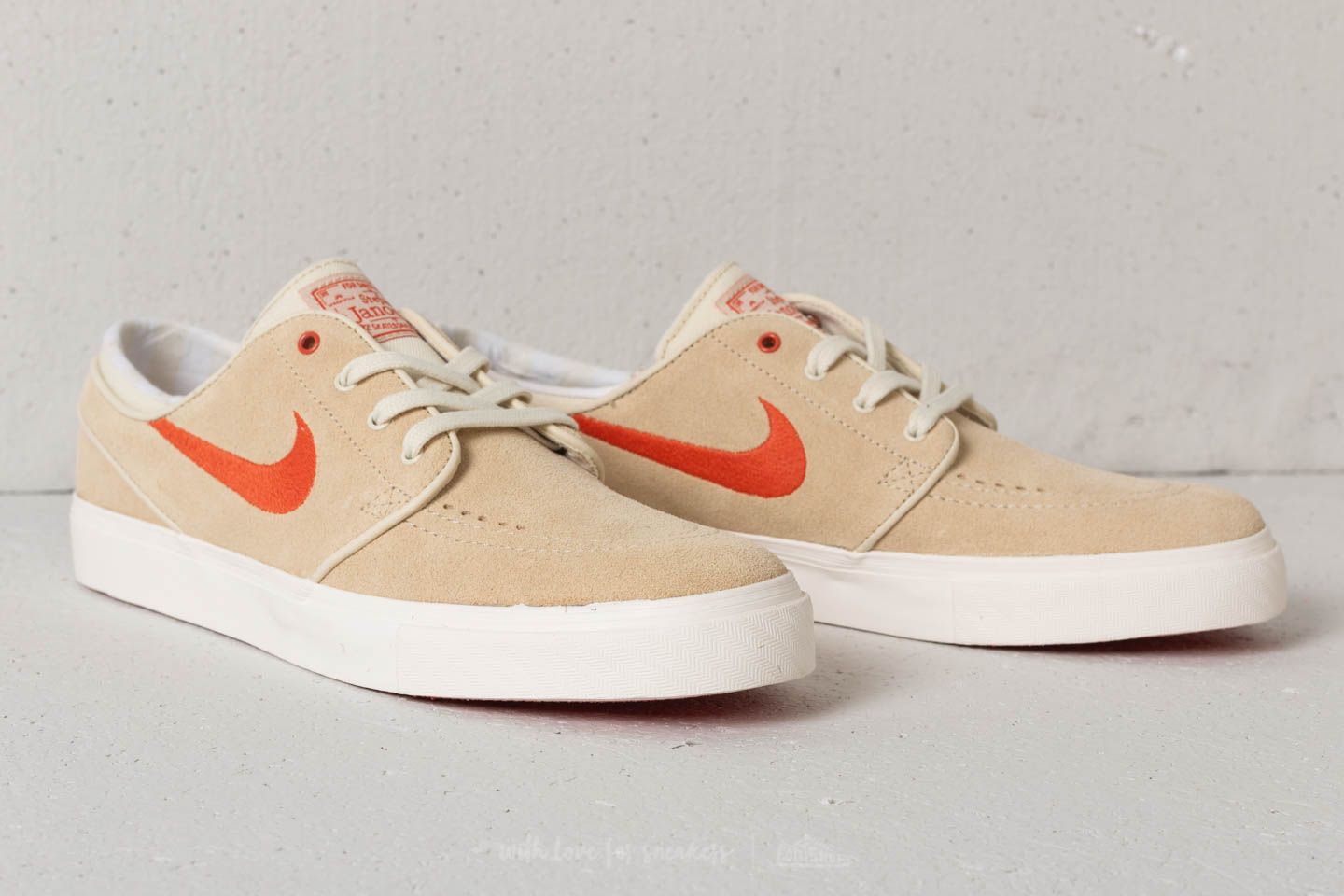 Men s shoes Nike Zoom Stefan Janoski Fossil Vintage Coral Sail Footshop
