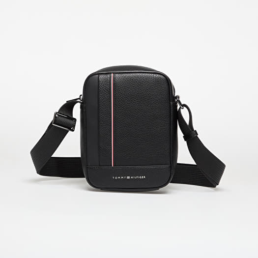 Чанта Tommy Hilfiger Central Mini Reporter Black