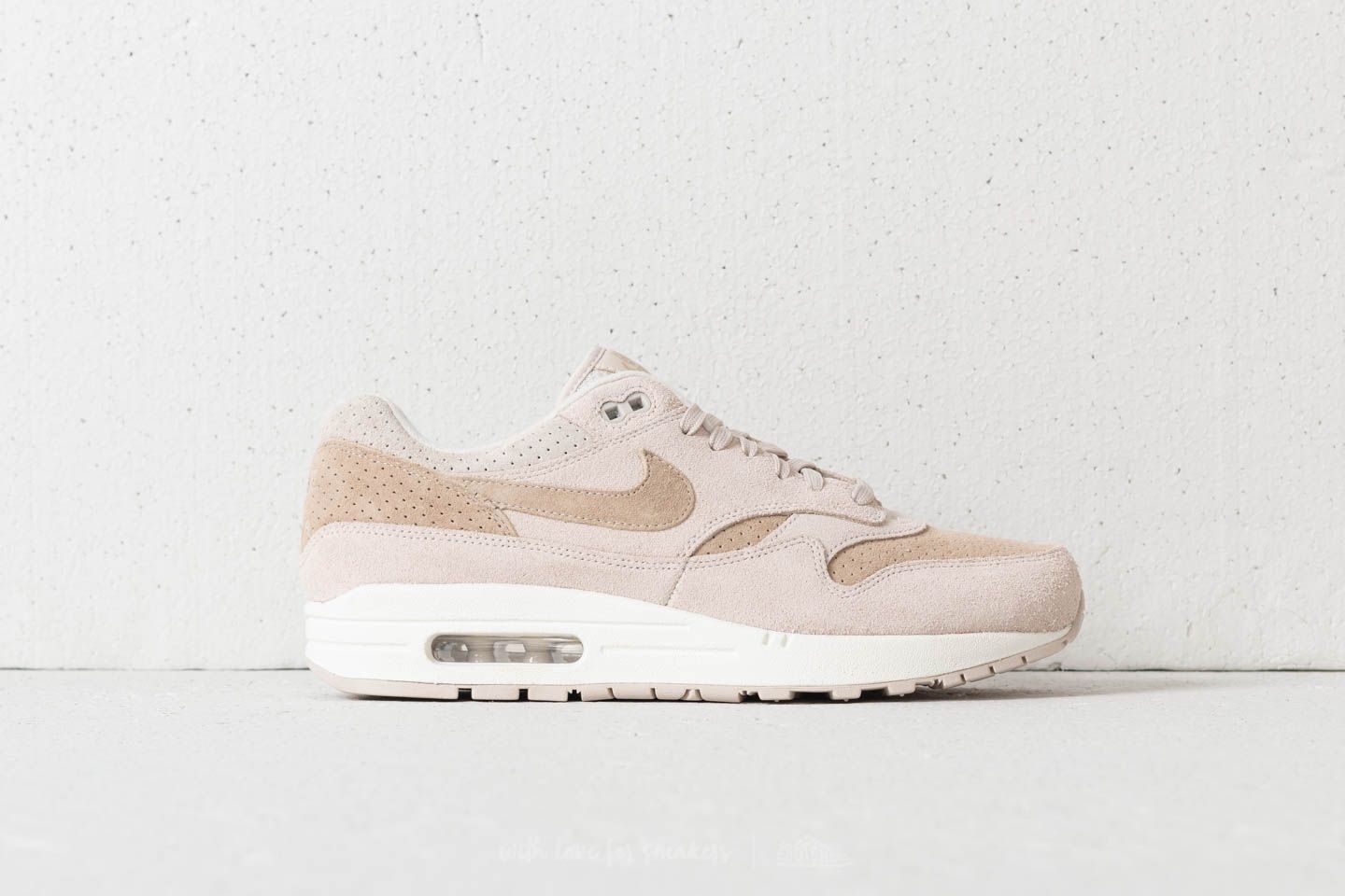 Desert sand air sales max 1