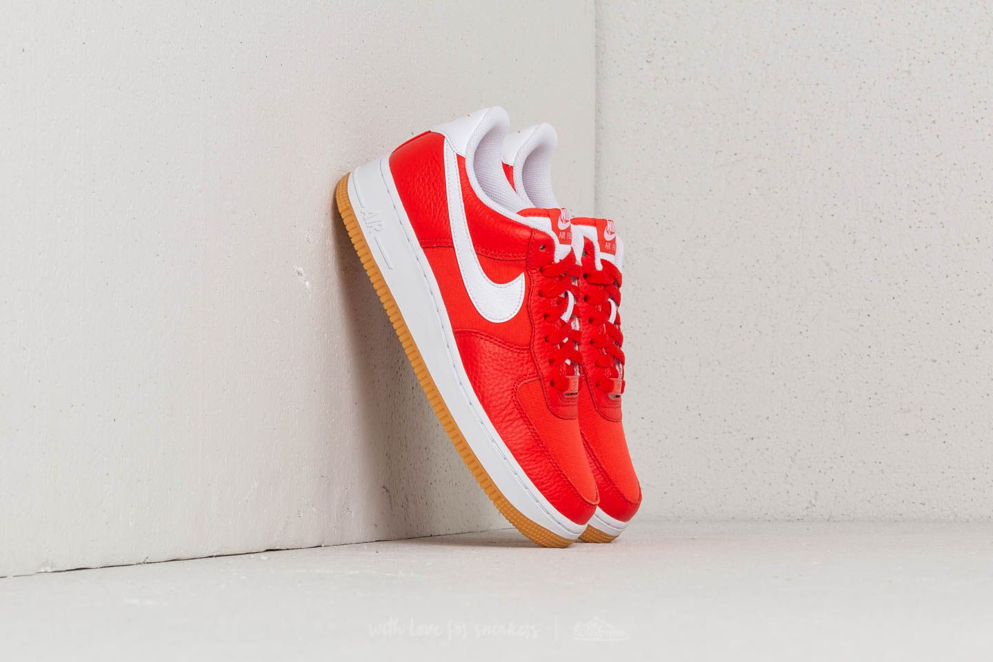 Damesko Nike Air Force 1 ´07 Premium WMNS Habanero Red/ White