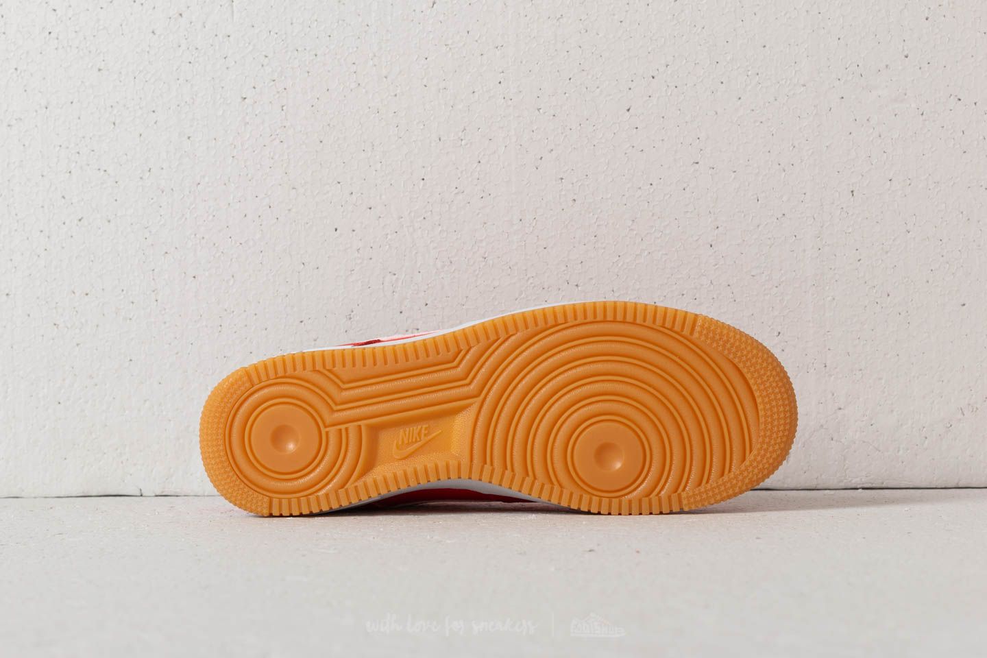 Damesko Nike Air Force 1 ´07 Premium WMNS Habanero Red/ White