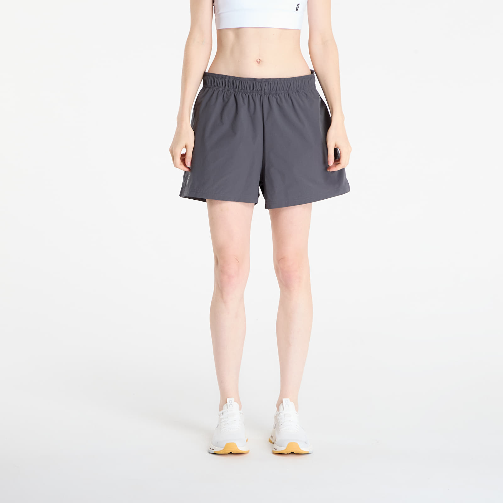 Kurzhosen On 3" Core Shorts Grey