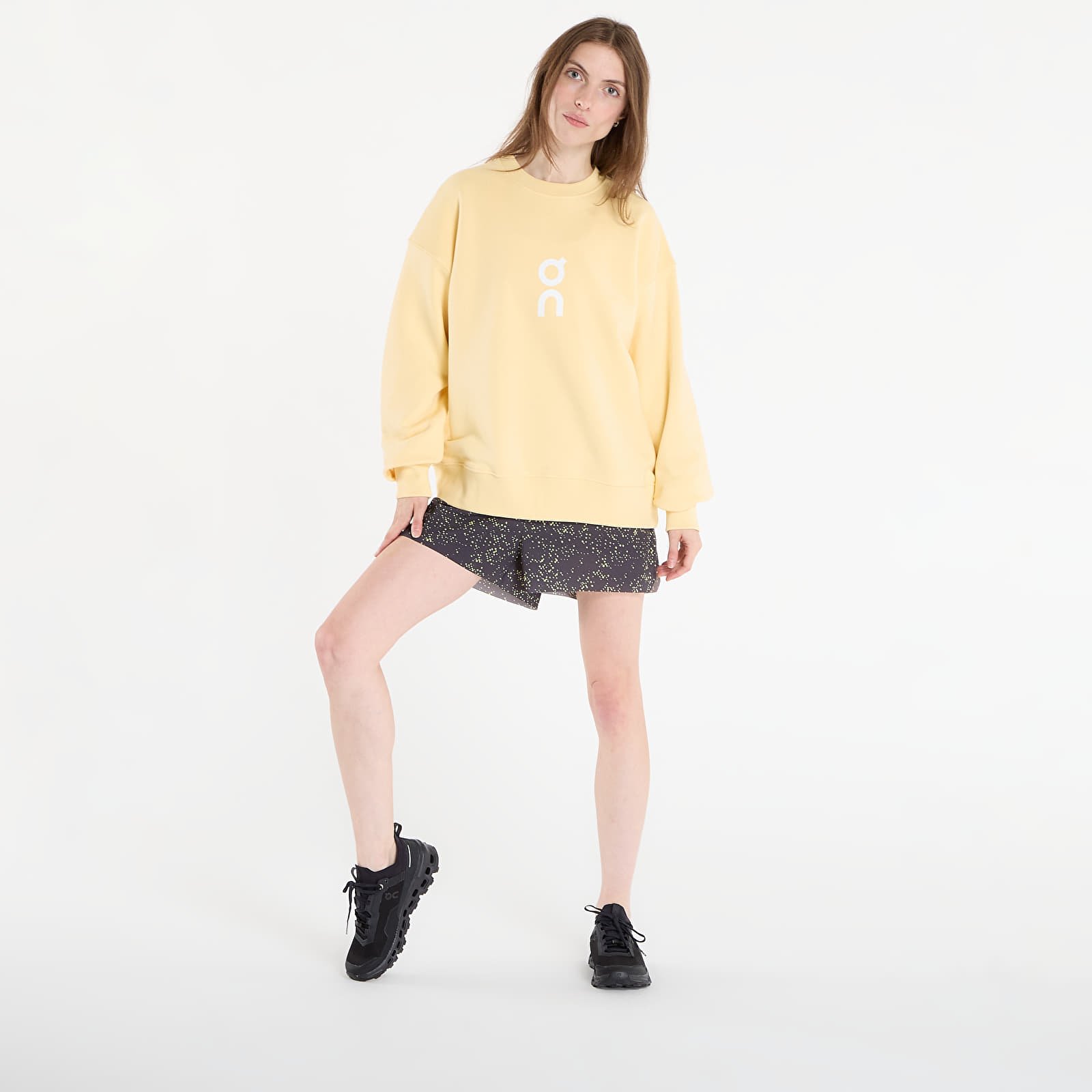 Hoodies and sweatshirts  On Club Crew Yellow