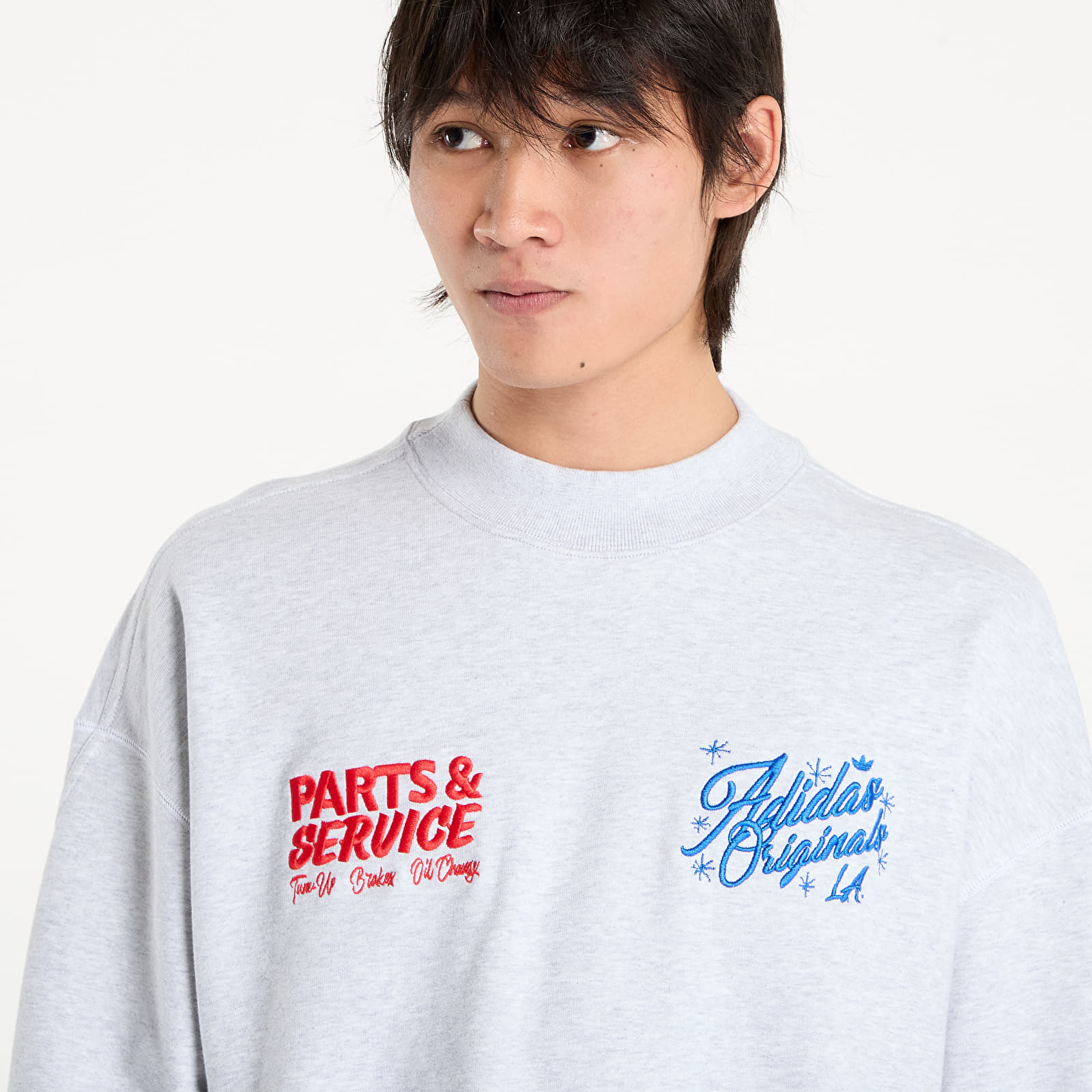 Hoodies and sweatshirts adidas x OG LA Santa Monica Crewneck UNISEX Light Grey Heather/ Black