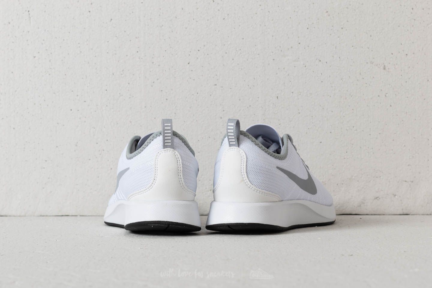 Nike dualtone best sale racer wolf grey