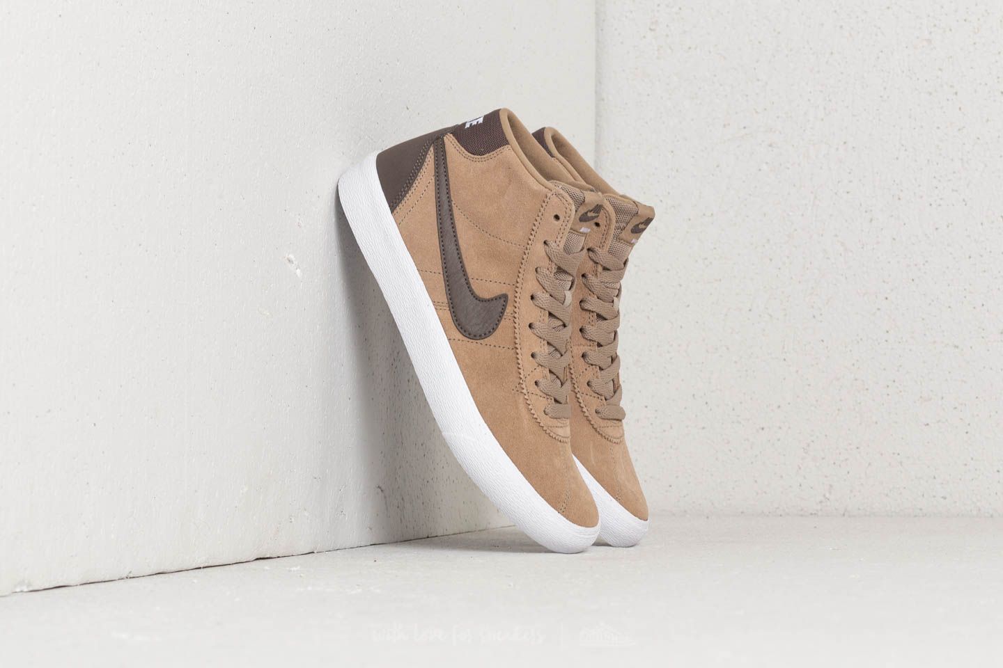Nike sb bruin high women's white hot sale