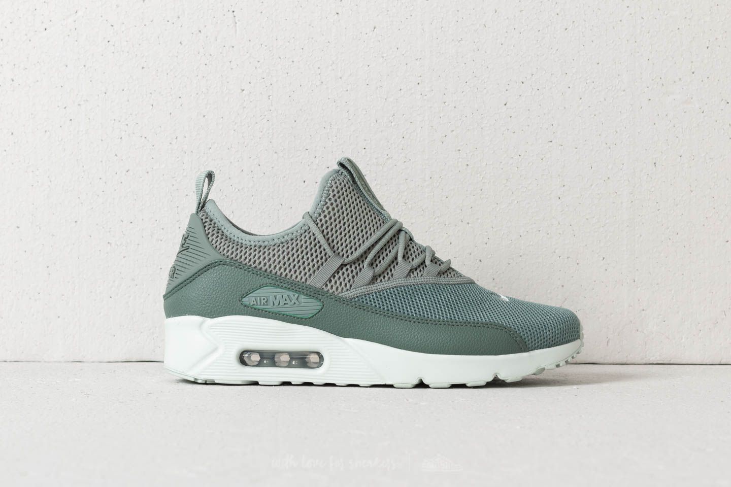nike air max 90 essential clay green