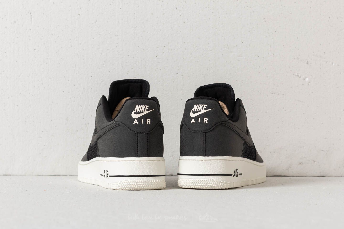 Férfi cipők Nike Air Force 1 Low Black/ Black-Sail