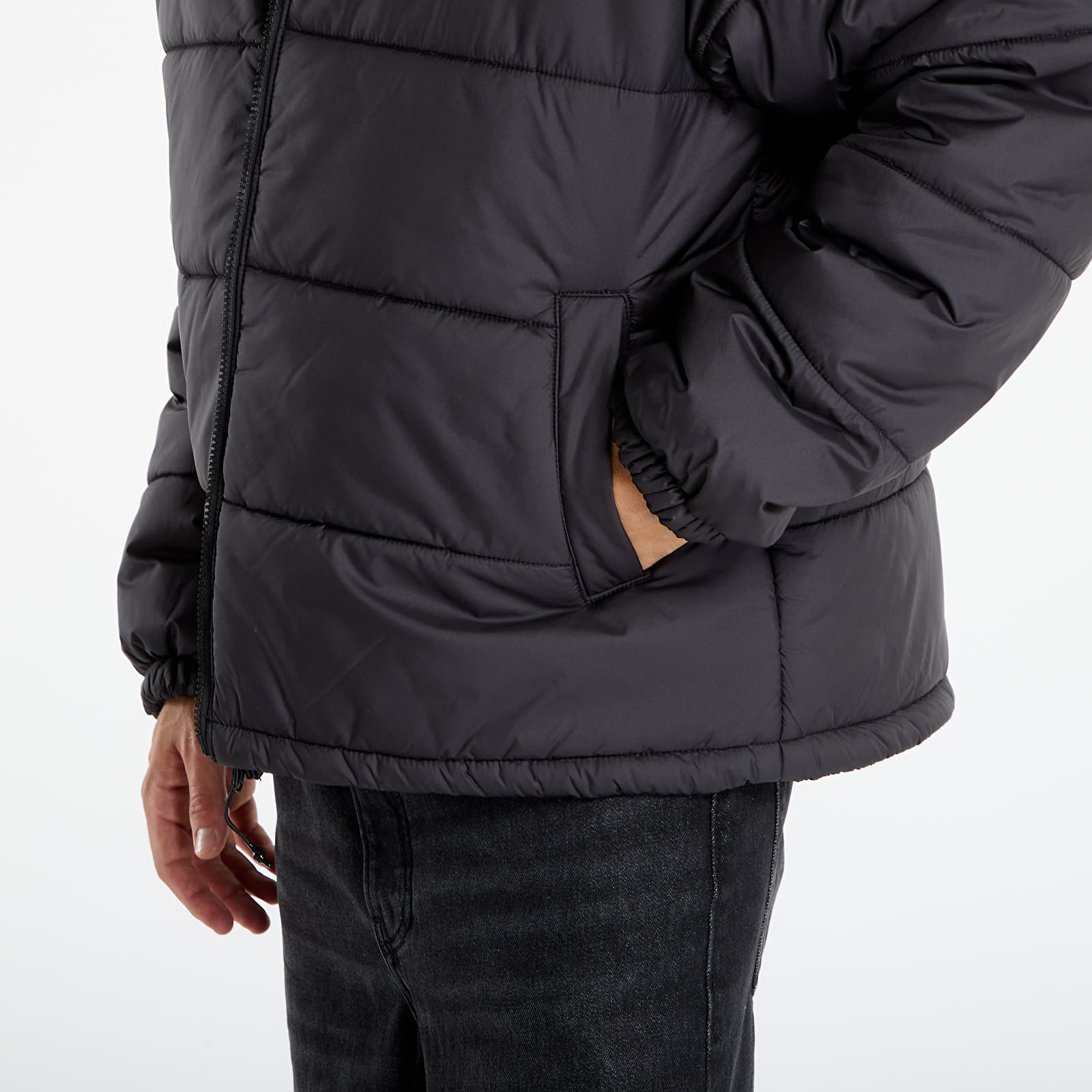 Casacos de homem Vans Hillgate No Hood Puffer Black