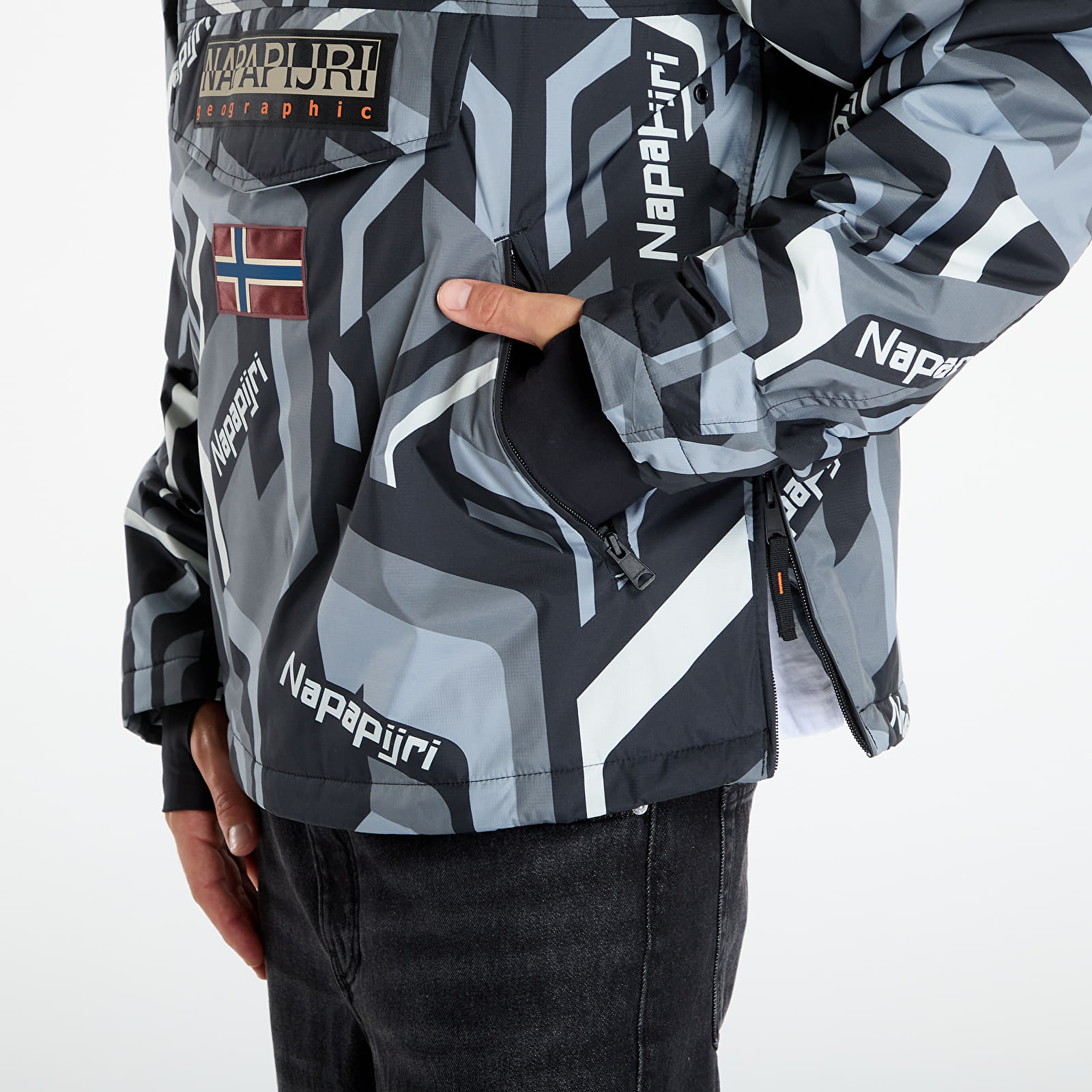 Мъжки якета Napapijri Rainforest Next Aop Jacket FZN
