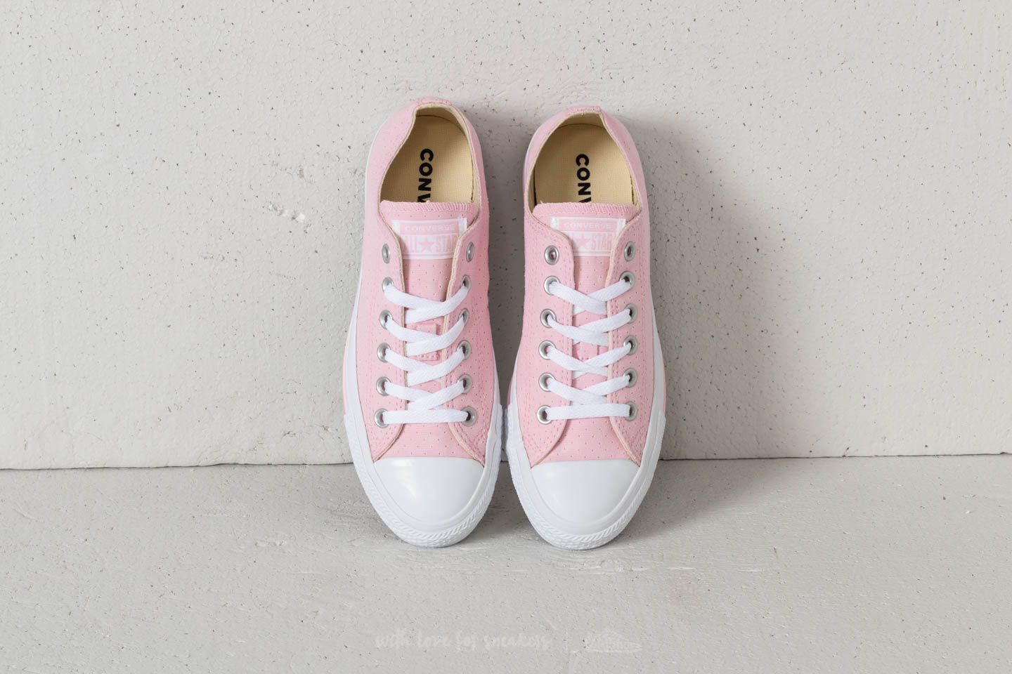 Cherry blossom pink converse best sale