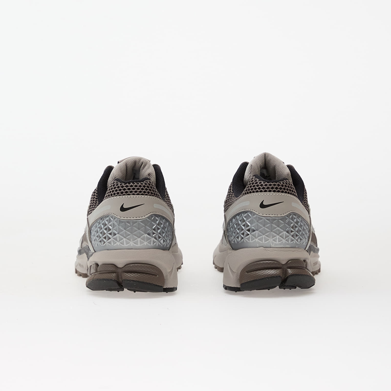 Men's shoes Nike Zoom Vomero 5 College Grey/ Black-Cave Stone-Mtlc Silver-Mtlc Silver