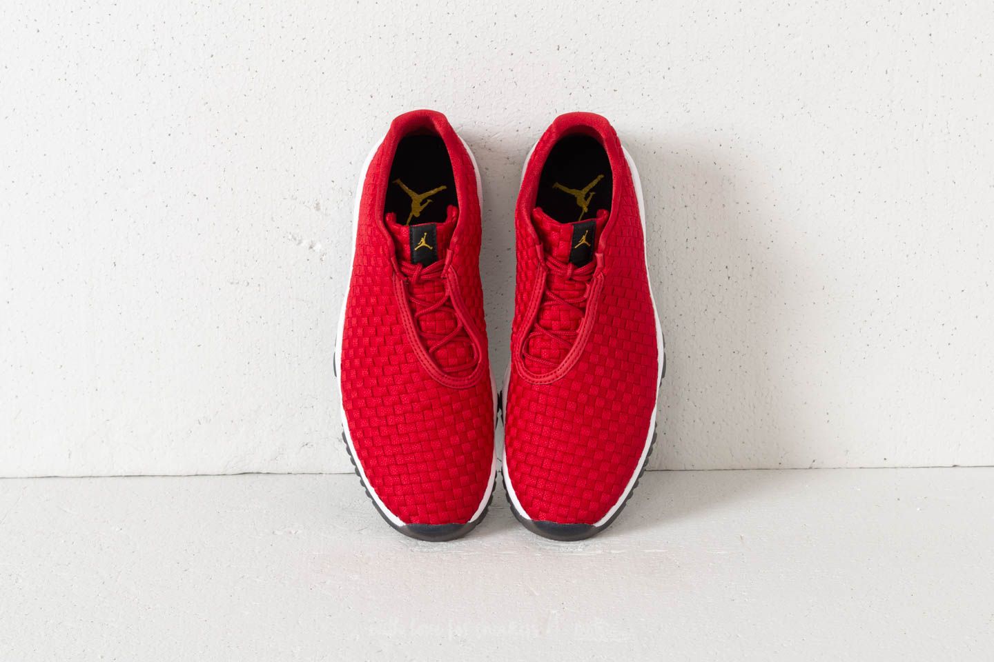 Chaussures et baskets homme Air Jordan Future Low Gym Red/ Tour Yellow-White