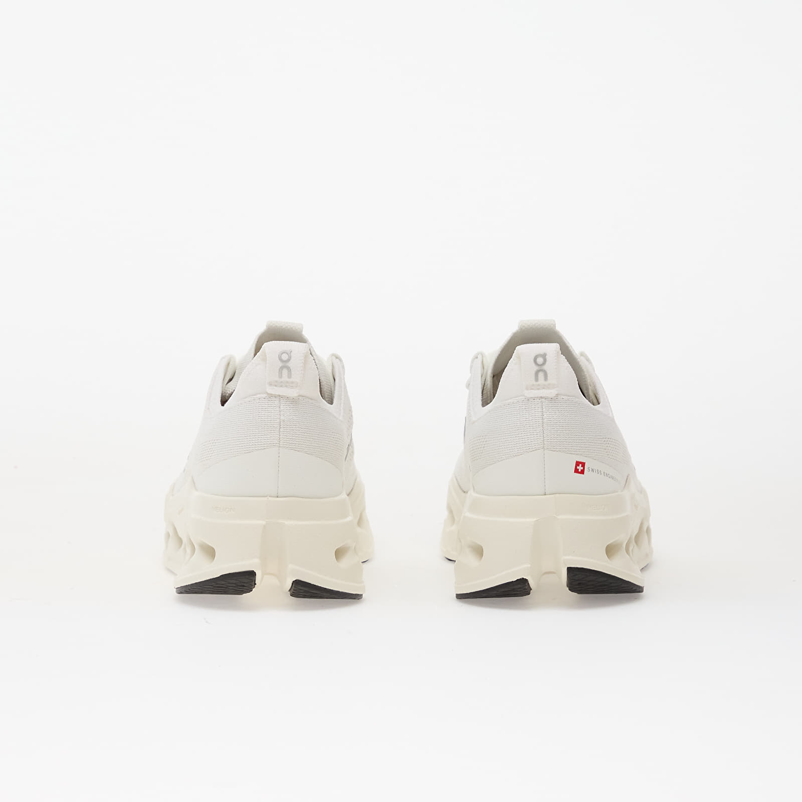 Női cipők On W Cloudsurfer Max White/ White