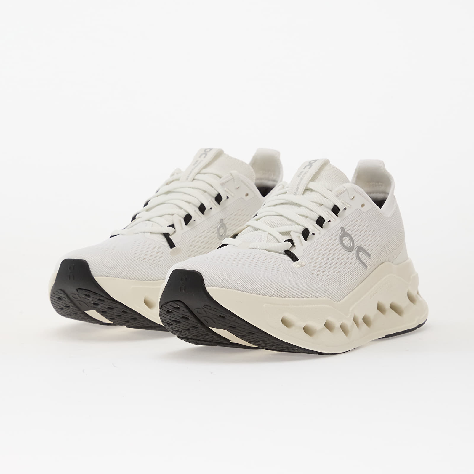 Női cipők On W Cloudsurfer Max White/ White