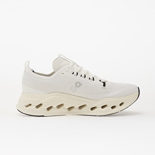On M Cloudsurfer Max White/ White | Footshop