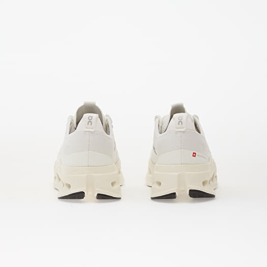 On M Cloudsurfer Max White/ White | Footshop