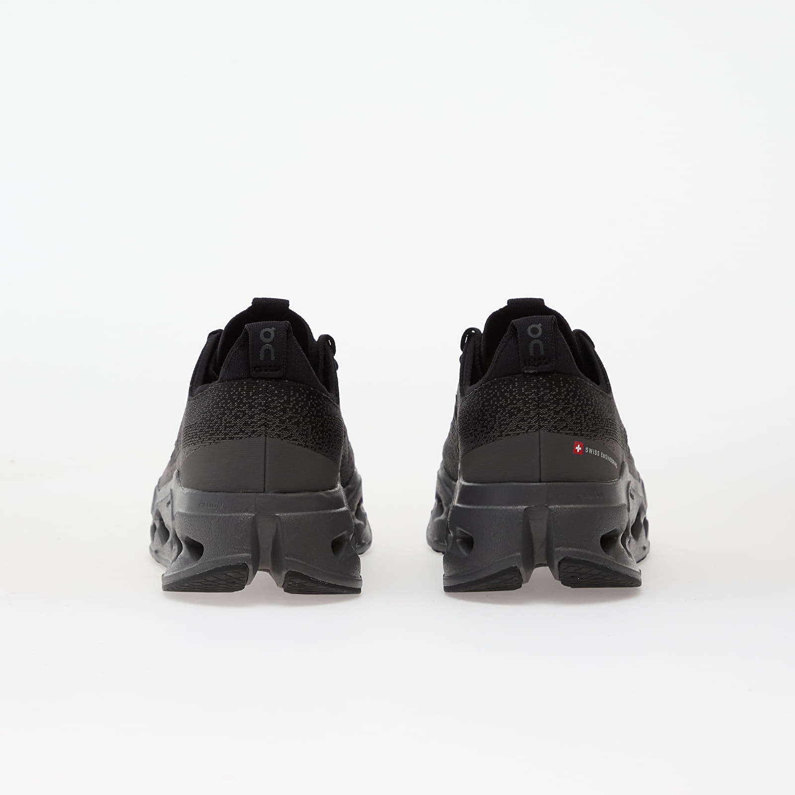 Men's shoes On M Cloudsurfer Max Black/ Eclipse